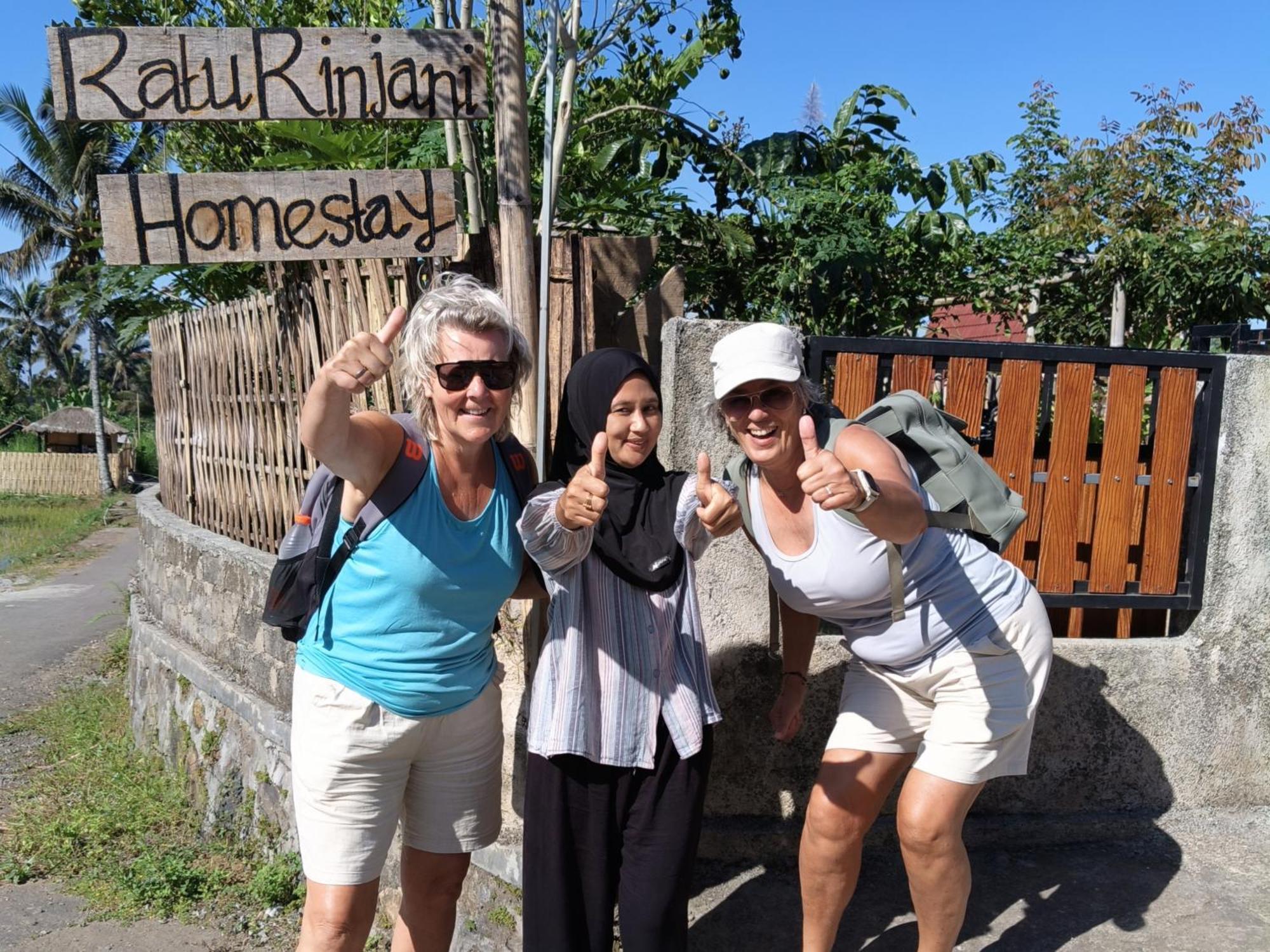 Raturinjani Homestay Selong Exteriér fotografie