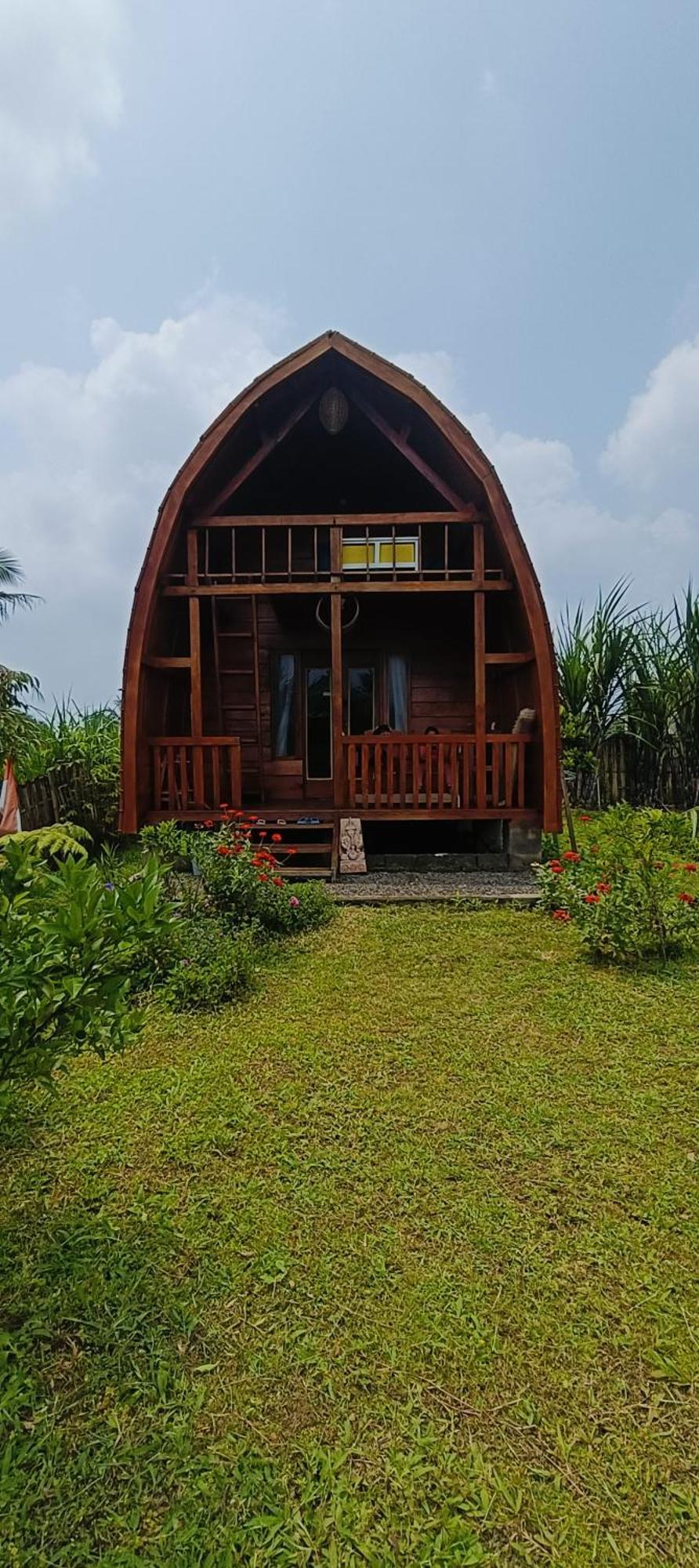 Raturinjani Homestay Selong Exteriér fotografie